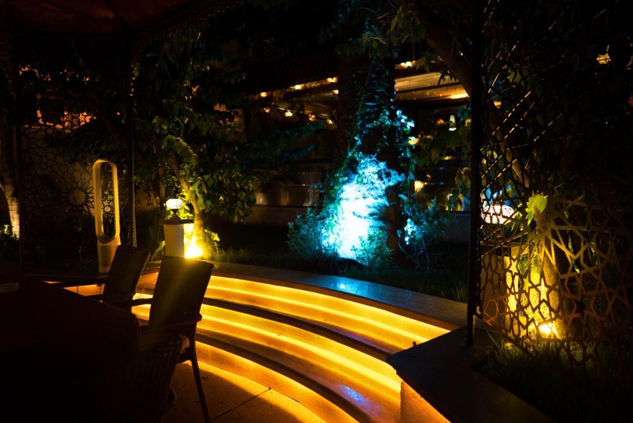 No2 Hotel By Suekrue Adalar Exterior photo